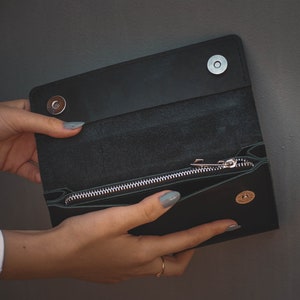 cartera de cuero mujer, cartera de cuero negro, cartera de cuero, cartera de cuero personalizada, cartera de mujer, cartera minimalista, cartera negra