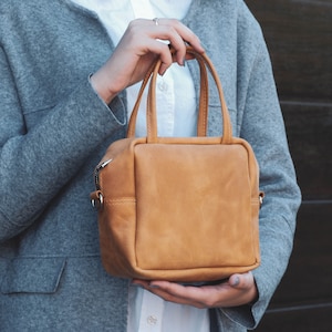 leather purse, crossbody bag, cross body bag, crossbody purse, small crossbody, minimalist crossbody bag, small bag, gift bags