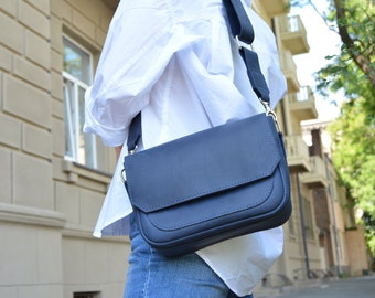 Leder Geldbörse Damen, handgefertigte Lederhandtaschen, personalisierte Geschenke für Frauen, Leder Umhängetasche, minimalistische Schultertasche, Umhängetasche