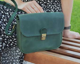 green handmade leather crossbody bag, small crossbody bag, cute crossbody bag, handbags womens, leather clutch, leather purses crossbody