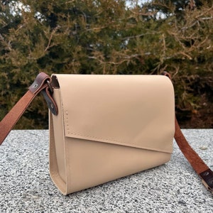 handmade small crossbody purse, vintage cross body bags for women, small over the shoulder purse, personalized leather bag for gift Beige
