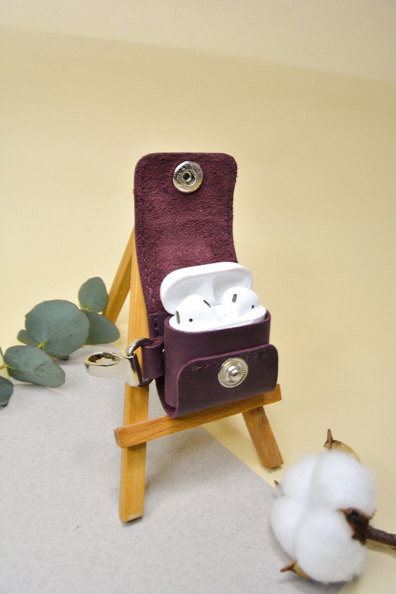 leather case for airpods 1 and 2 version, genuine leather, 12 colors, personalization gift for women,gift for boyfriend,gift for girlfriend image 4