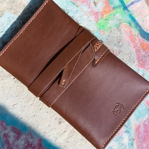 Handcrafted Luxury Fully lined Leather Tobacco Pouch.