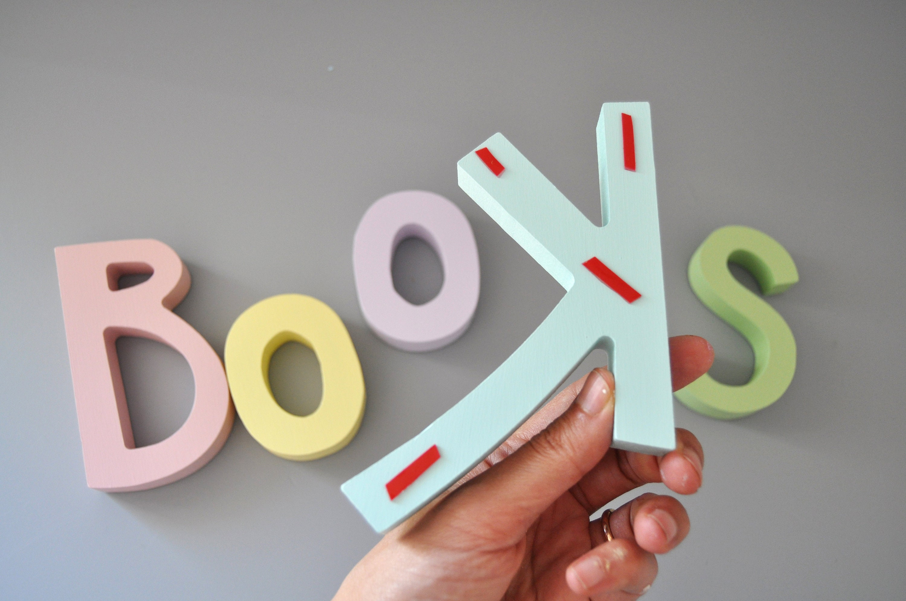 Bücher Holz Buchstaben Kinderzimmer Wand-Dekor Pastell bunte | Etsy