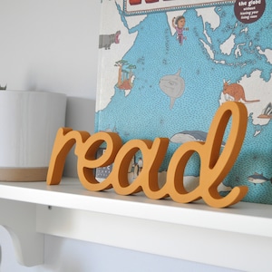 Décoration murale en bois pour chambre de bébé Read - Couleur jaune safran