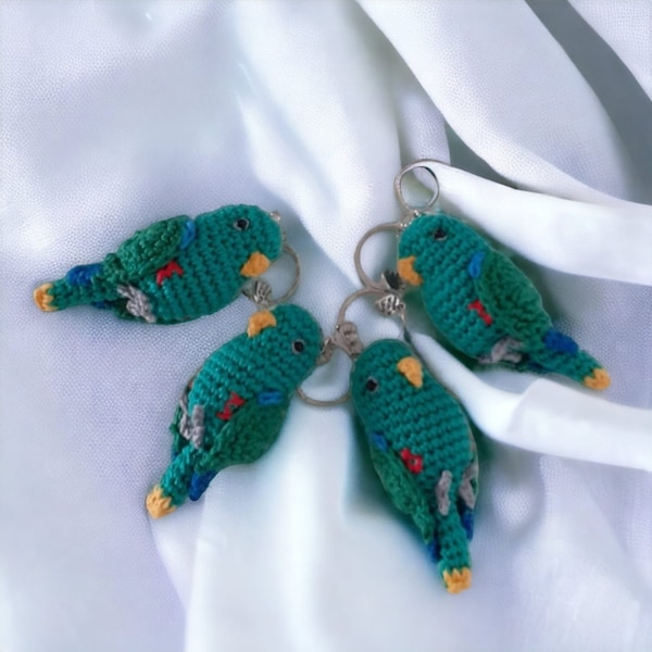 Keychain Eclectus male.