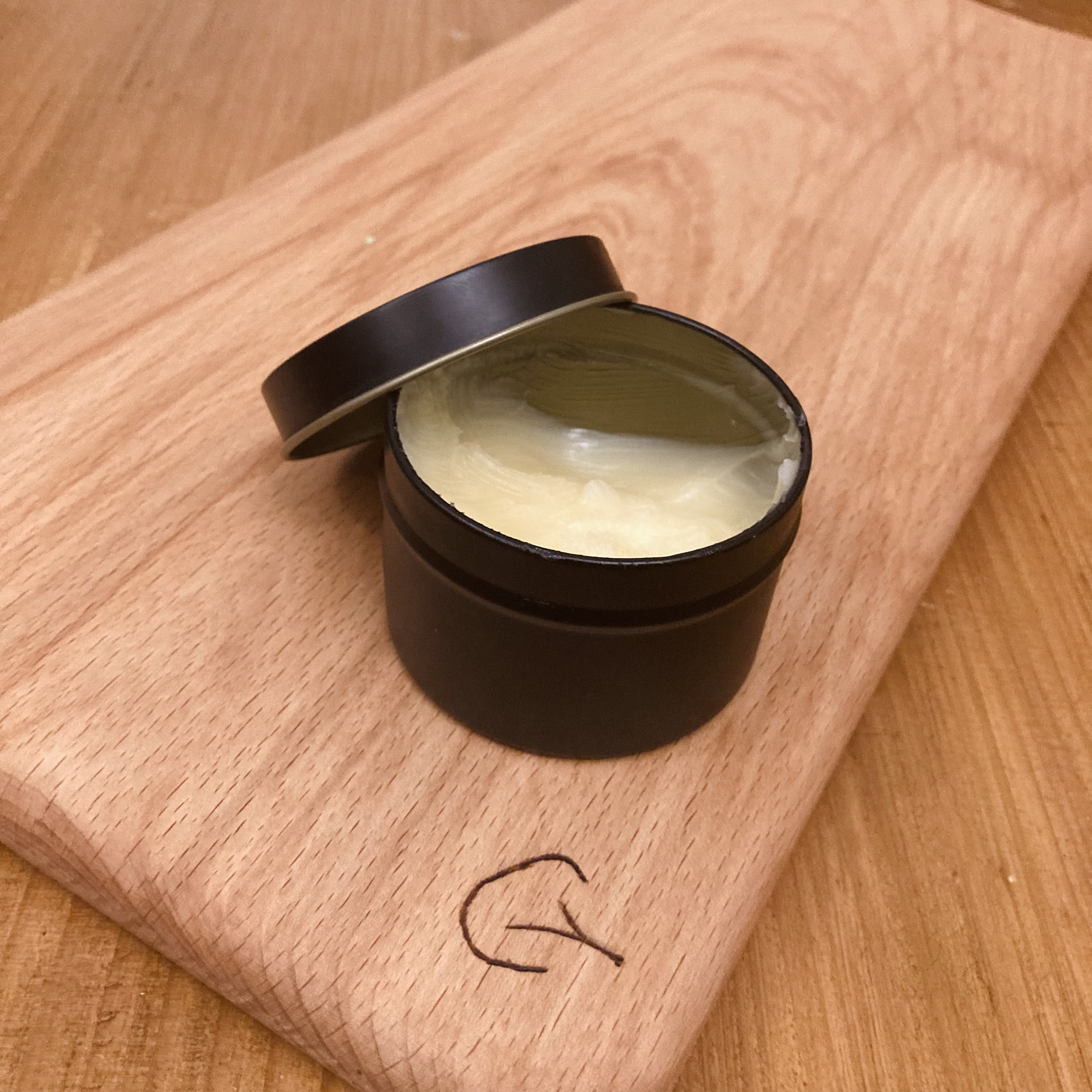 Bunú Adhmaid Cutting Board Wax