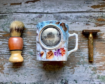 Antique collection of shaving items