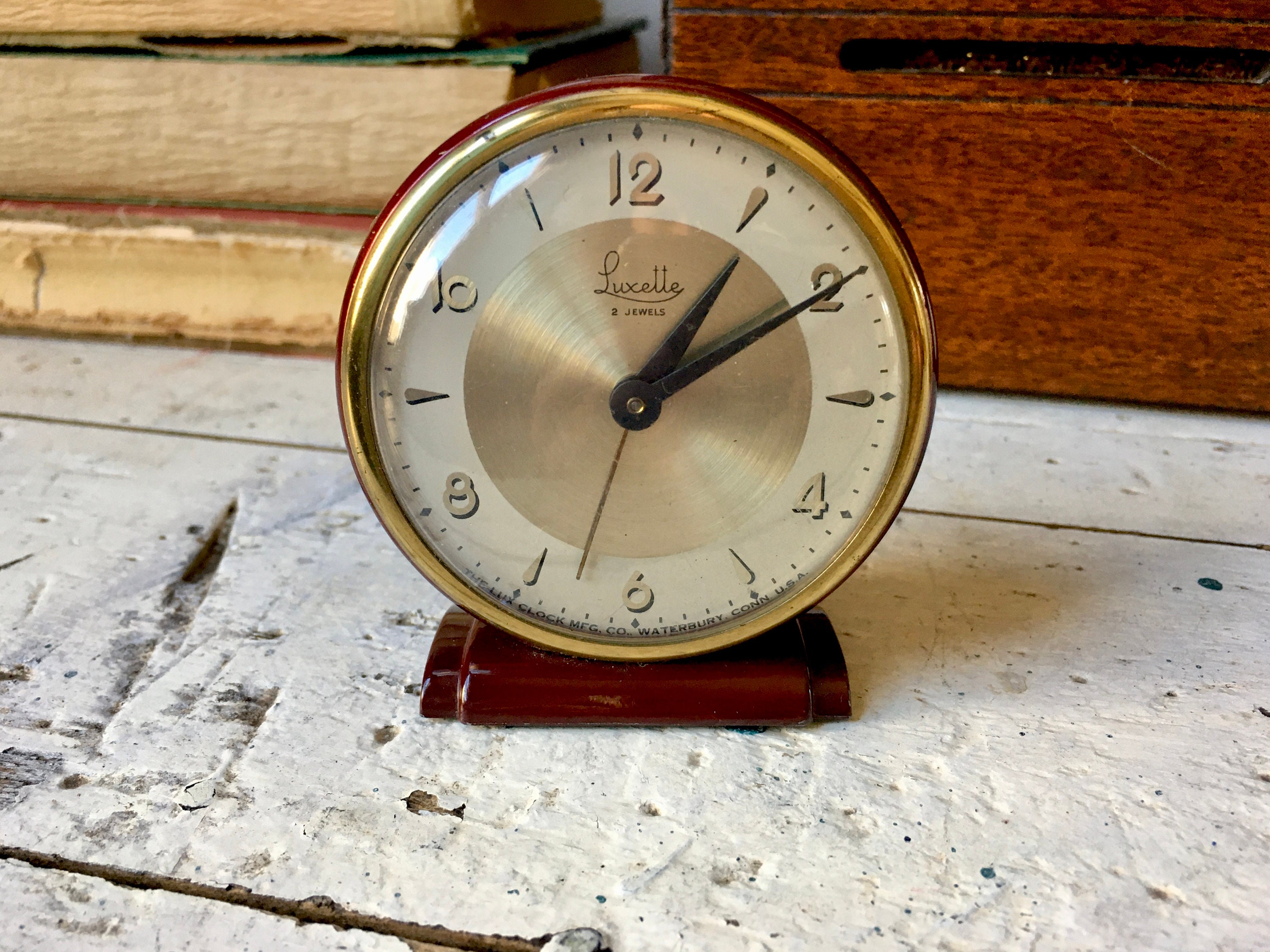 Lux Keebler Clocks for sale Only 3 left at 65