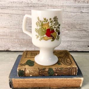 Vintage pedestal mug with the Spice-O'-Life mushroom pattern