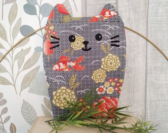 Booksleeve / Étui à Livre taille roman en forme de Chat Kawaii / book / tissu japon