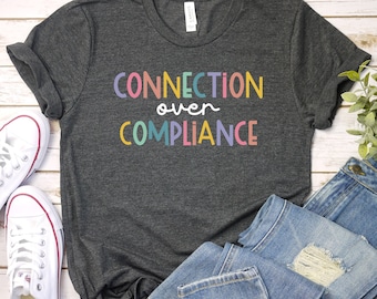 Conexión de neurodiversidad sobre camiseta de cumplimiento, neurodiversidad, camisa de inclusión, regalo de maestro de educación especial de autismo, neurodiversidad GBTD0920