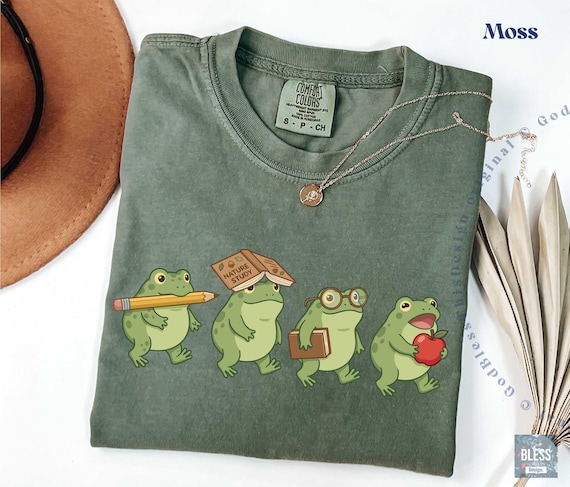 Cottagecore Frog Back to School Comfort Colors Shirt, Toad Teacher Tee, Kawaii Froggy Student Top, Pre K First Day of School 2026 GBD2865