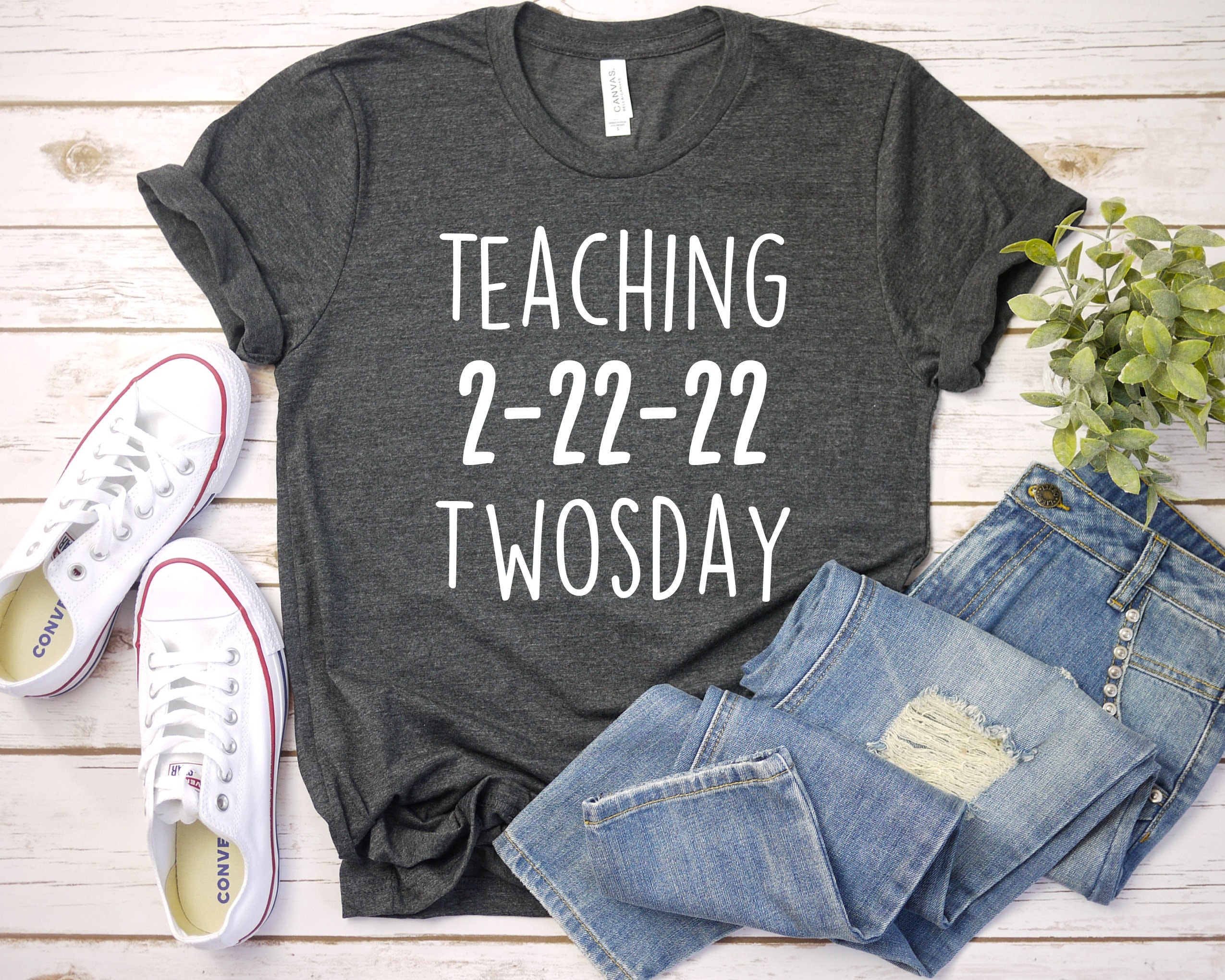 Numerologists Gift Shirt AL1L Sweatshirt Hoodie 22nd February 2022 Being A Counselor On Twosday 2/22/22 Teacher Appreciation