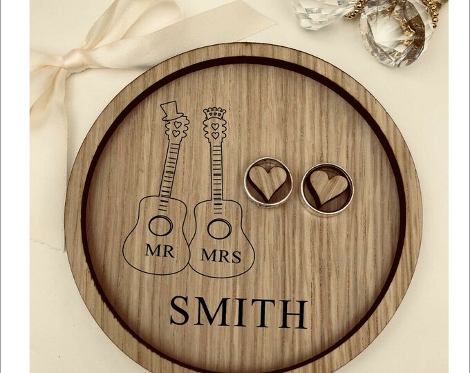 Wedding Ring Bearer Pillow Tray, Dish, Plate: Personalised Engraved Cute Acoustic Guitar Wedding Couple