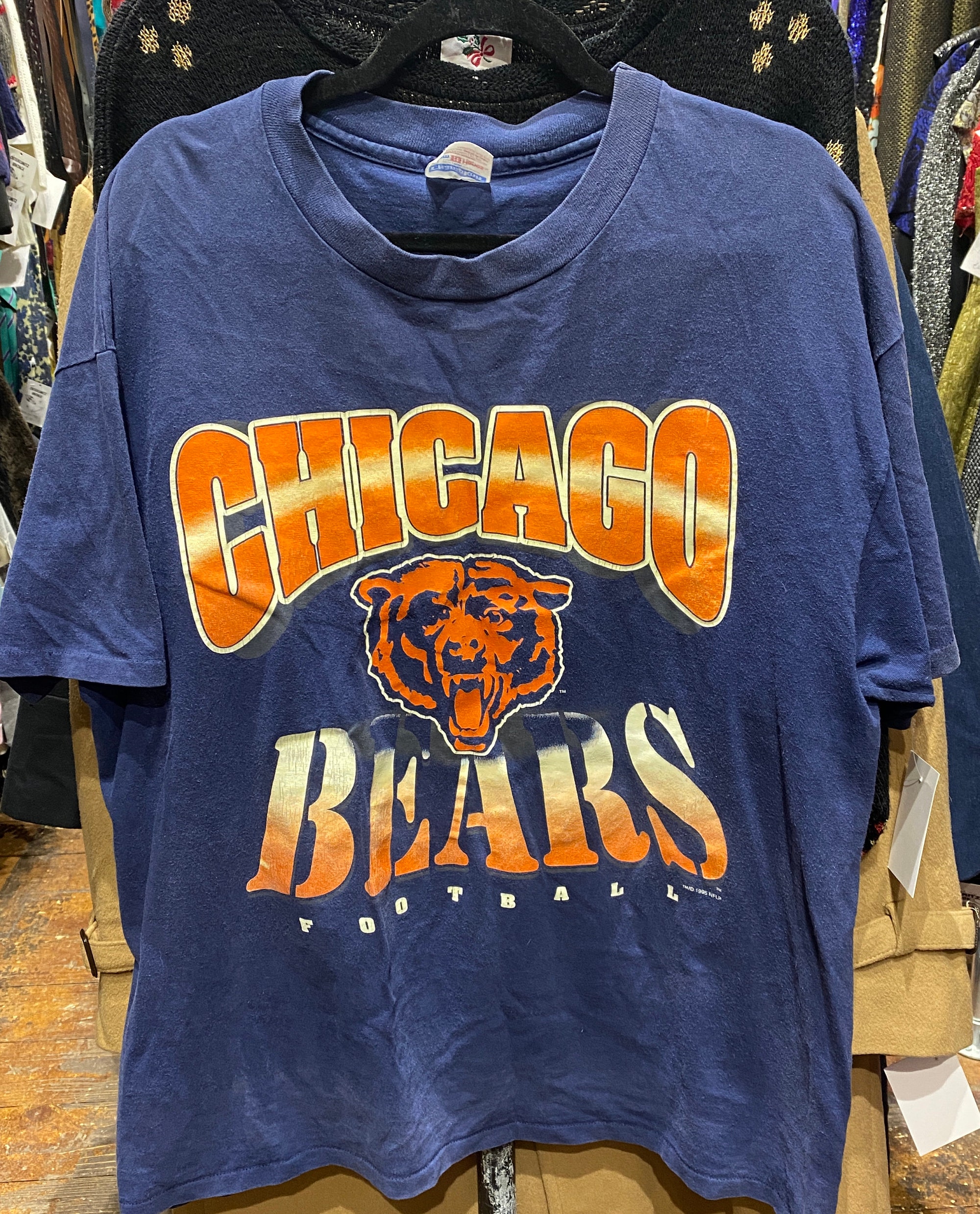 Discover Vintage 1995 Chicago Bears single stitch T Shirt