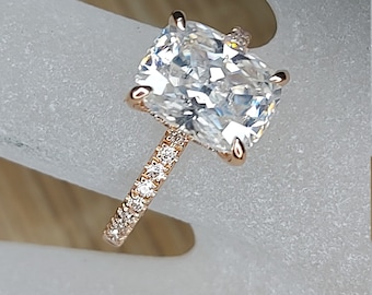Crushed Ice Cushion Cut Moissanite Engagement Ring, Solid Gold Vintage Wedding