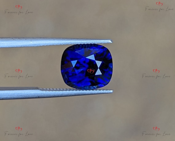 Natural Royal Blue Sapphire 5 Carats, Cushion Shape Loose Gemstone, 9.5 x 8.4 x 7.3mm, Custom Jewellery Gift for Her