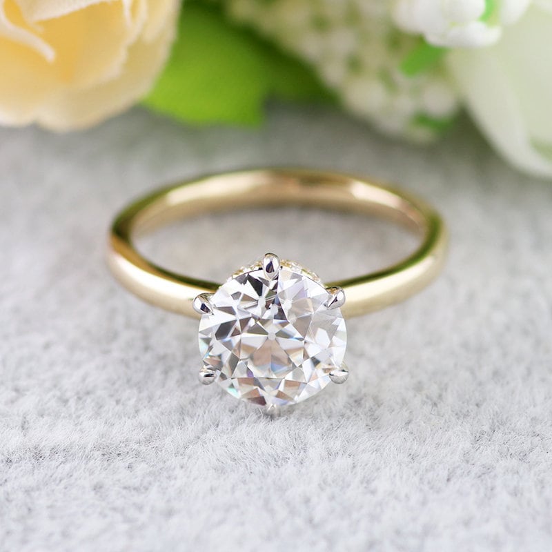 Moissanite ring europe deals