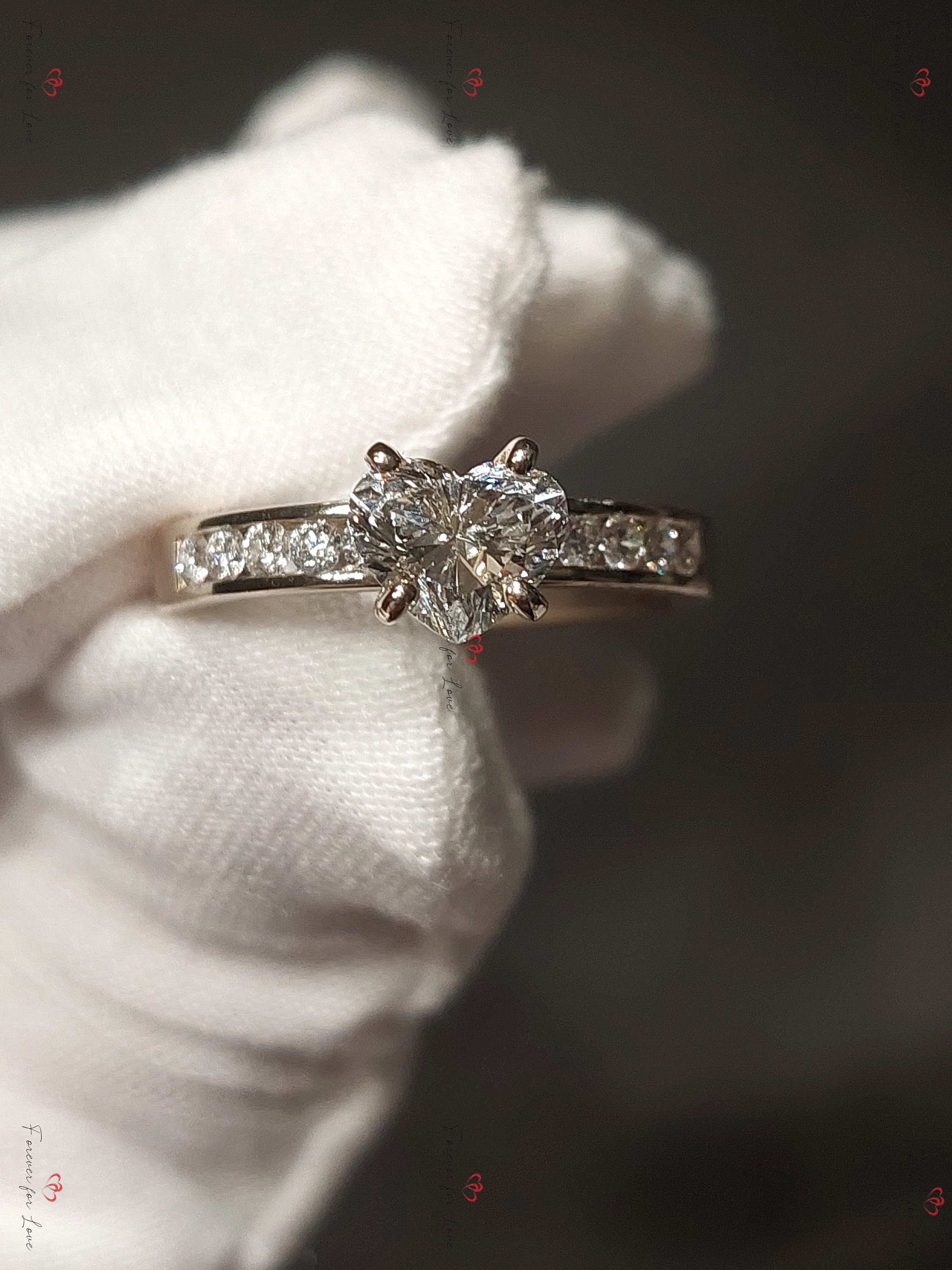 Forever love diamond top ring