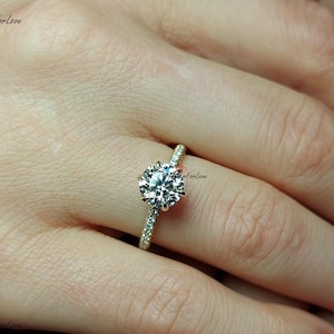 1.2 Ct Round Diamond Engagement Ring Lab Grown IGI Certified 18K Yellow Gold Round Diamond Solitaire Accent Proposal Gift for her Ring.