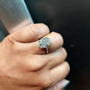 OVAL Lab Diamond Ring Lab Grown D VVS2 Certified Engagement Ring Unique 14K solid Gold Modern Anniversary proposal Ring Lab Grown Diamond.