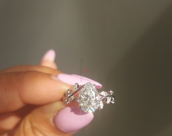 Anillo de compromiso vintage con moissanita de corte de pera en oro rosa, anillo nupcial con diseño de hoja único de diamantes, anillo de promesa de aniversario con rama torcida antigua