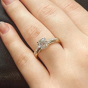 Lab Created Round Cut F, VS1 0.5 - 2Ct Diamond Engagement Ring, Round Diamond ring, Lab Grown Bridal ring set, Promise Ring, Gift for her.