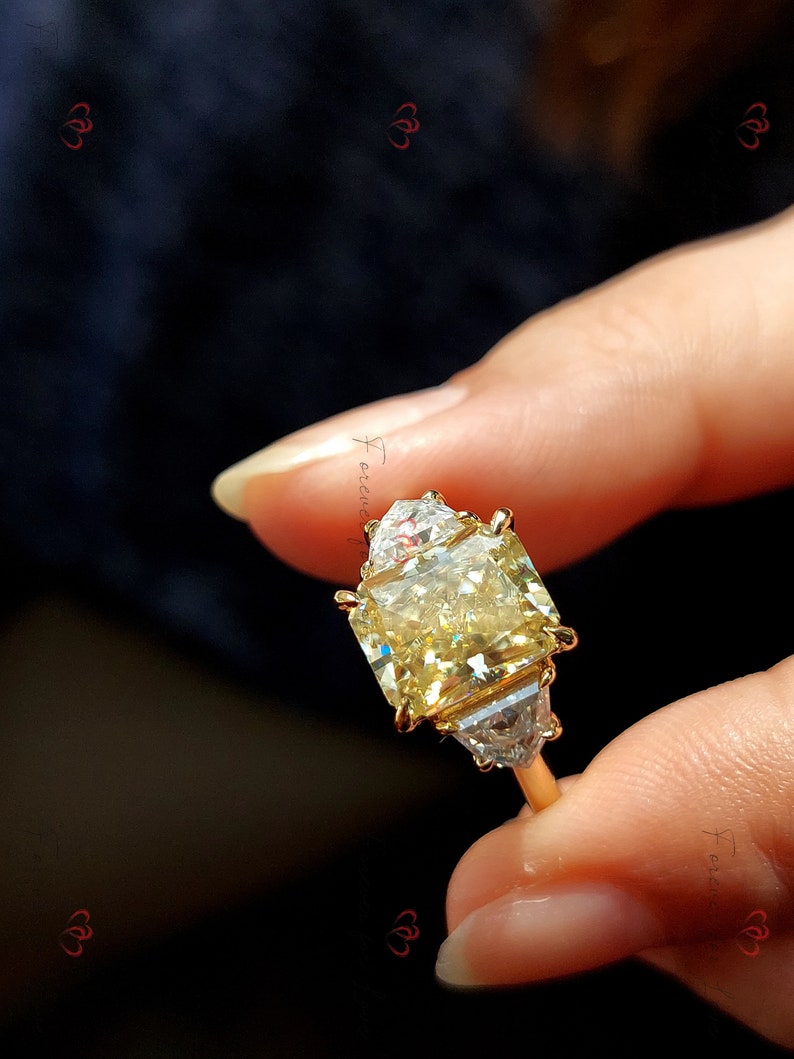 4 Ct Radiant Cut Canarische gele Moissanite verlovingsring, massief gouden belofte ring, biljoen geslepen diamanten ring, verjaardag cadeau ring voor haar. afbeelding 6