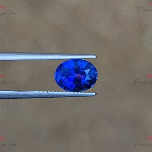 Royal Blue Sapphire 1.14 Carats, Natural Ceylon Oval shaped Loose Gemstone, Vivid Blue Stone, Custom Jewelry Gift for Her