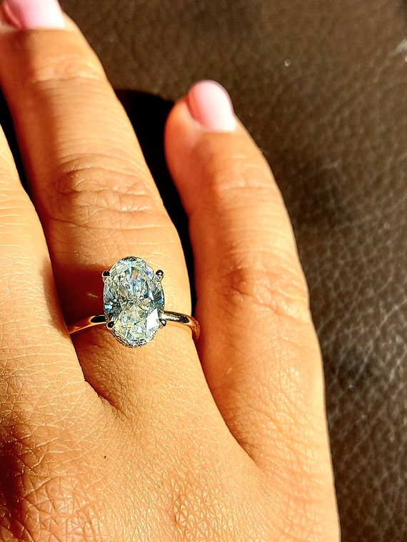 2.8 CT Oval Moissanite Engagement Ring Oval Hybrid Crushed