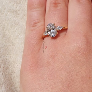 2.5 Carat IGI Certified F Color VVS2 Clarity Oval Cut Lab Grown Three Stone Diamond Engagement Ring Side Pear Diamonds, 14k White Gold