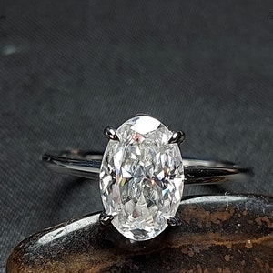 2.8 Ct Oval Moissanite Engagement Ring Hybrid Crushed ice Oval Engagement Ring Donut Setting Solid Gold Ring Anniversary Gift For her.