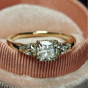 Diamond Engagement Ring, 1 Ct Cushion Cut Diamond, Cushion Cut with 2 Pear Shape Diamonds, Engagement Ring, Diamond Ring.