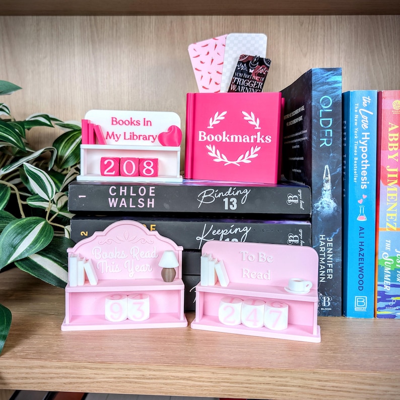 Comptoir de livres, Livres lus cette année, Cadeau pour amateur de lecture, Déco d'étagère, Cadeaux club de lecture, Déco bibliothèque livresque, Rat de bibliothèque, Défi lecture image 9