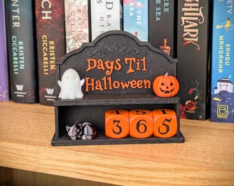 Halloween Countdown, Halloween Decor, Days Until Halloween, Indoor Home Decorations, Gothic Trackers, Spooky Advent Calendar, Witchy