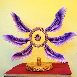 Escultura de la estatua del ángel Ophanim