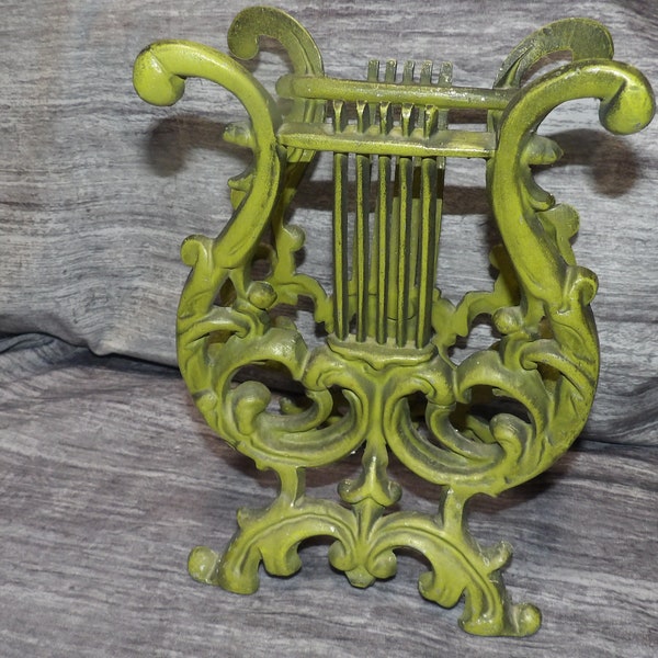 Vintage 1970s cast iron Harp shape Music stand, Pea Green enamel 11 1/2" tall