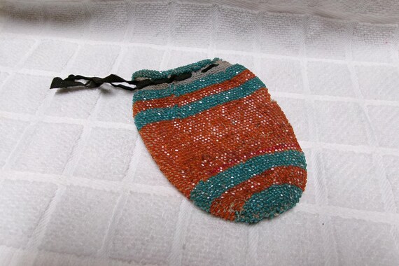 Antique 4 1/2" tall Flapper draw string glass bea… - image 4