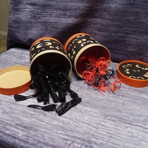 Vintage Halloween Amscan Spiders & black finger nails 1960s new in cardboard round containers