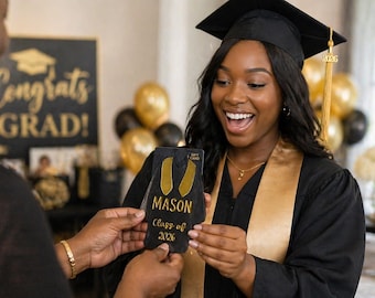 Personalized Graduation Gift Card Holder, Custom Wood Grad Keepsake (Class of 2026)
