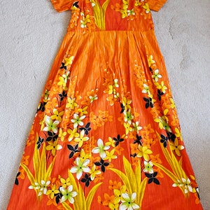 Penney's Hawaii 1960s Bark Cloth Muu Muu, Maxi Dress, Orange Floral, sz 10 image 4