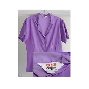 Very Early Casual Corner Vintage 1970s Button Front Polyester Chiffon Blouse in Lavender