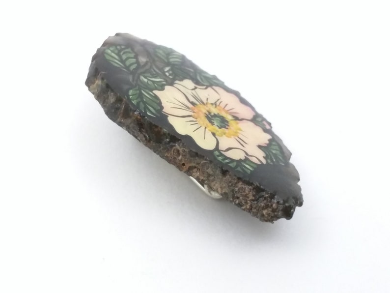 England Glass. A rare old brooch