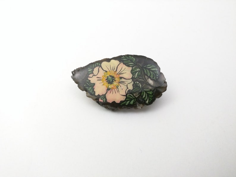 England Glass. A rare old brooch