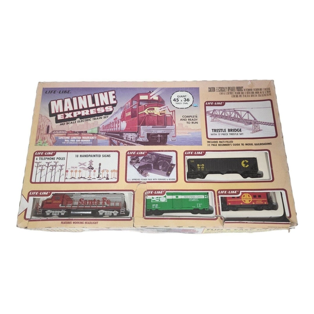 Vintage Lifelike Train Set Mainline Express Railroad HO Scale Santa Fe