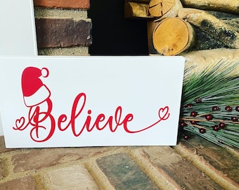 Hand Painted Christmas Believe Sign: Holiday Home Decor