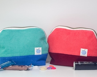 Towel Cosmetic Bag – Soft & Absorbent Makeup Pouch, Travel Toiletry Bag, Terry Cloth Zipper Bag, Spa-Inspired Beauty Organizer