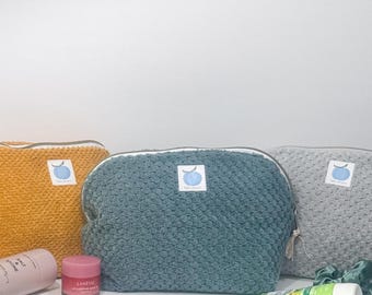 Towel Cosmetic Bag – Soft & Absorbent Makeup Pouch, Travel Toiletry Bag, Terry Cloth Zipper Bag, Spa-Inspired Beauty Organizer