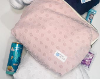 Large Towel Cosmetic Bag – Soft & Absorbent Makeup Pouch, Travel Toiletry Bag, Terry Cloth Zipper Bag, Spa-Inspired Beauty Organizer